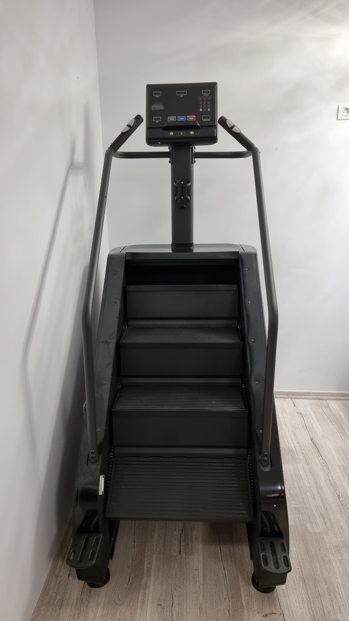 Active Gym USA Predator Line Stepmill / Stair Climber