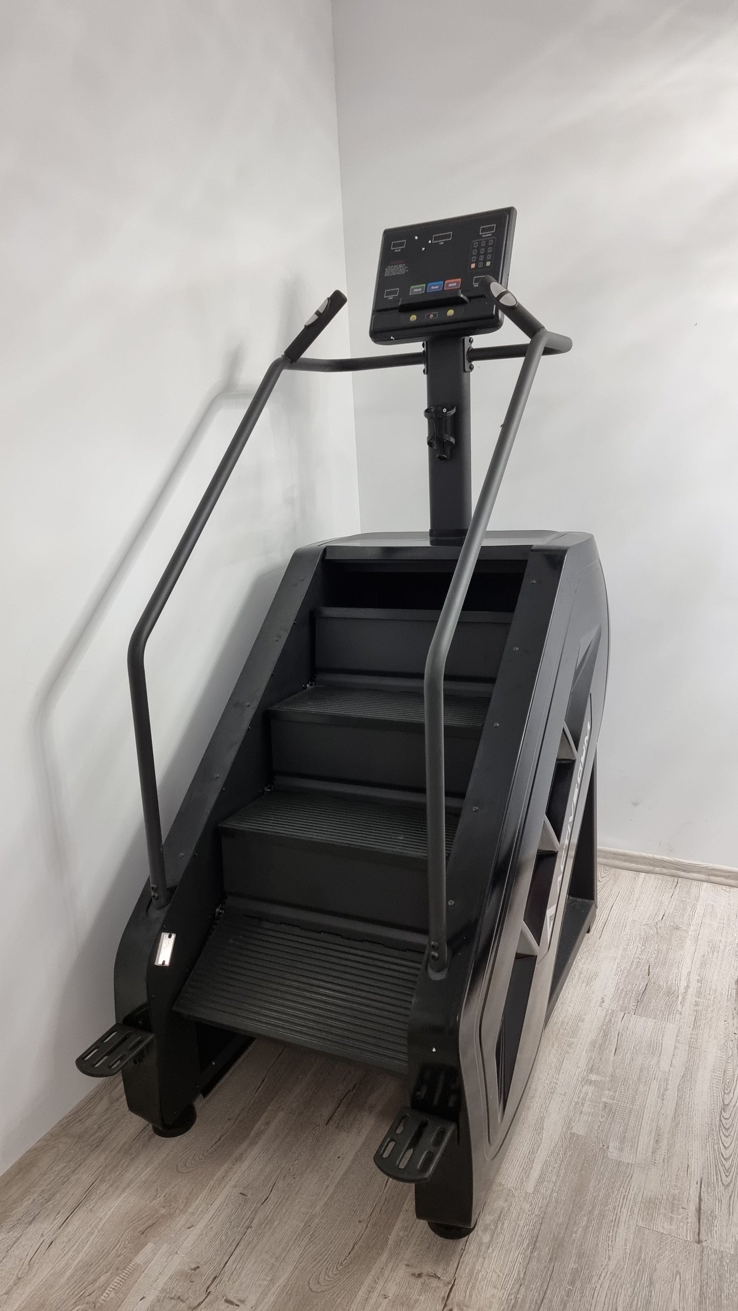 Active Gym USA Predator Line Stepmill / Stair Climber